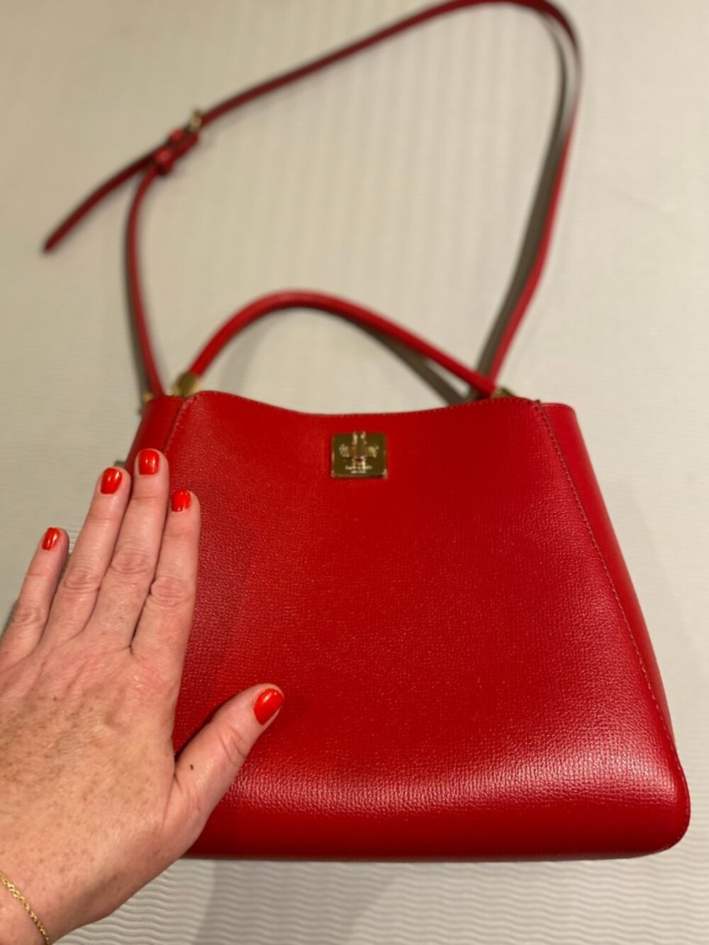Kate Spade Phoebe Medium Top Handle Satchel Cherry - Picture 6 of 9